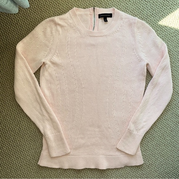 Banana Republic Sweater - Picture 5 of 7